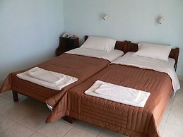 Apraos Bay Hotel