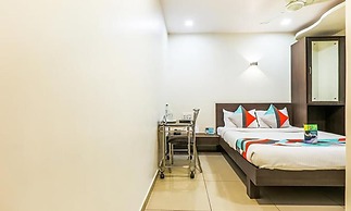 FabHotel Adore Inn