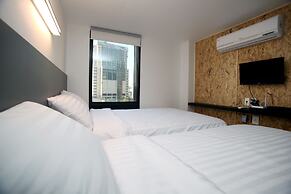 KSTAR Metro Hotel