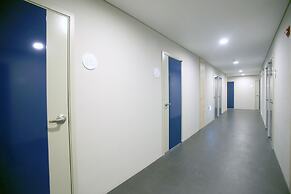 KSTAR Metro Hotel