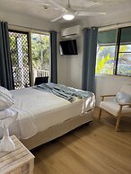Airlie Apartments