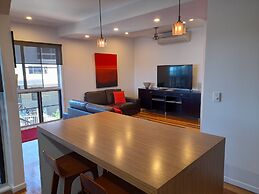 Airlie Apartments