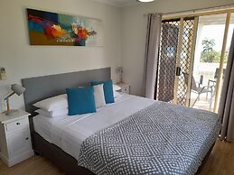 Airlie Apartments
