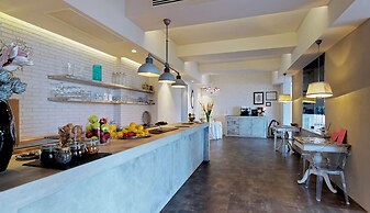 Bell Suite Hotel