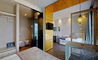 Bell Suite Hotel