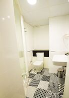 Hostal Aslyp 114