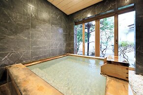 Wakamatsu Hot Spring Resort