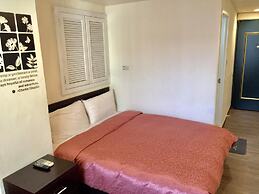 One Plus One Hotel