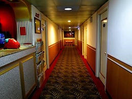 One Plus One Hotel