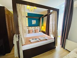 Royal Loft Suit