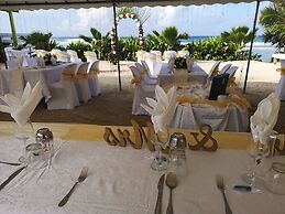 The Islander Hotel