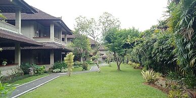 Puri Padi Hotel