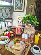 Puri Padi Hotel