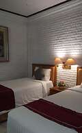 Puri Padi Hotel