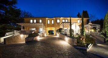 Country Lodge