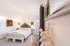 Country Lodge