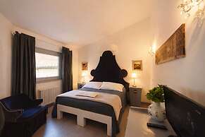 Country Lodge