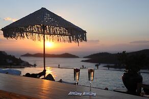 Aigis Suites
