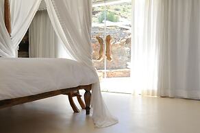 Aigis Suites