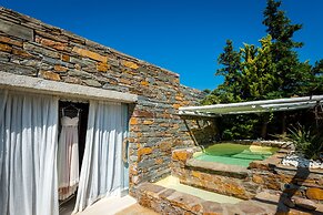 Aigis Suites