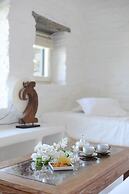 Aigis Suites