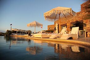 Aigis Suites