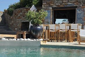Aigis Suites