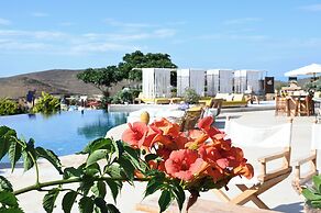 Aigis Suites