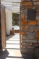 Aigis Suites