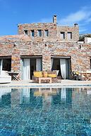 Aigis Suites