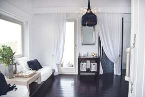 Aigis Suites