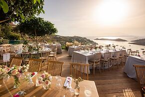 Aigis Suites