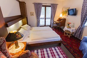 Hotel Alexandra