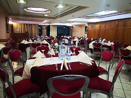 Majliss Hotel
