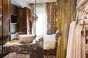 Pera Center Hotel