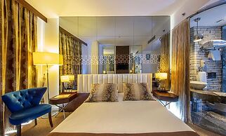 Pera Center Hotel