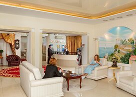 Hotel Lermontovskiy