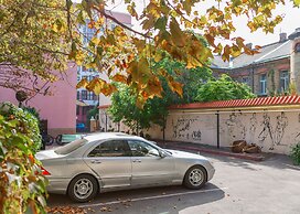 Hotel Lermontovskiy