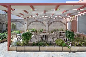 Hotel Flisvos