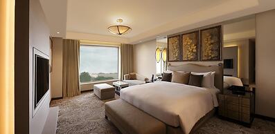 DoubleTree by Hilton Agra