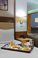 DoubleTree by Hilton Agra
