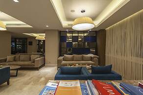 Le Bleu Hotel & Resort