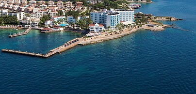 Le Bleu Hotel & Resort