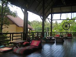 Haad Yao Sunset Bungalow