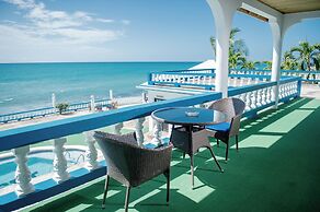 Beyond Sunset Resort & Villas
