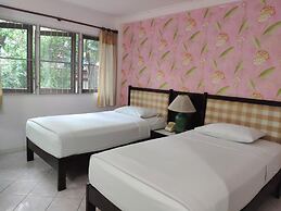 Changpuak Hotel