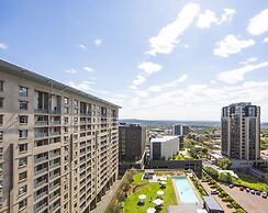 Prestige Apartment Sandton at Westpoint