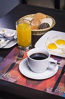 El Polo Hotel & Suites