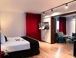 El Polo Hotel & Suites