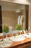 Almas Hotel